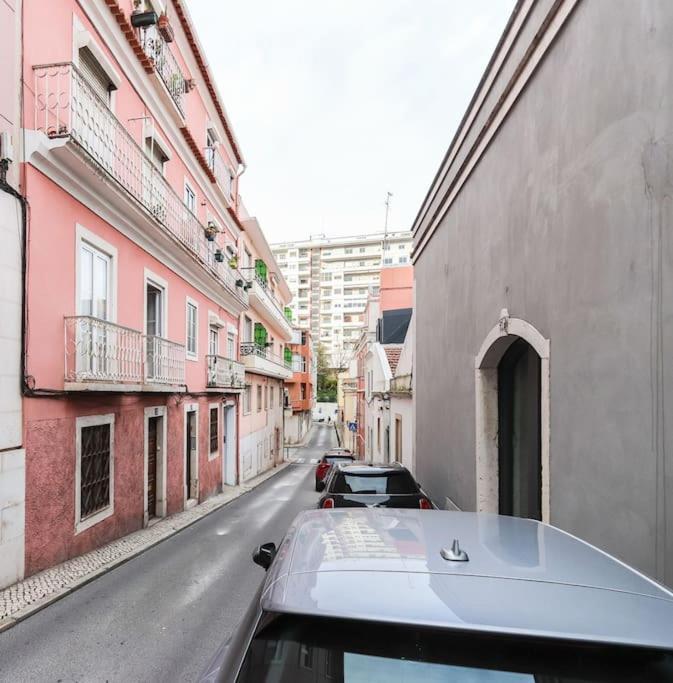 Vita Portucale ! Campo Ourique Design W/ Balcony Lisboa 外观 照片
